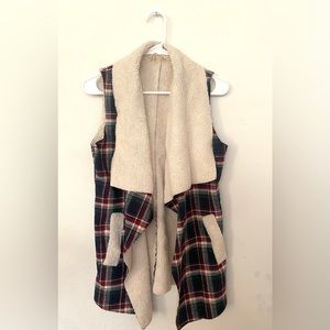 long flowy & fuzzy flannel vest